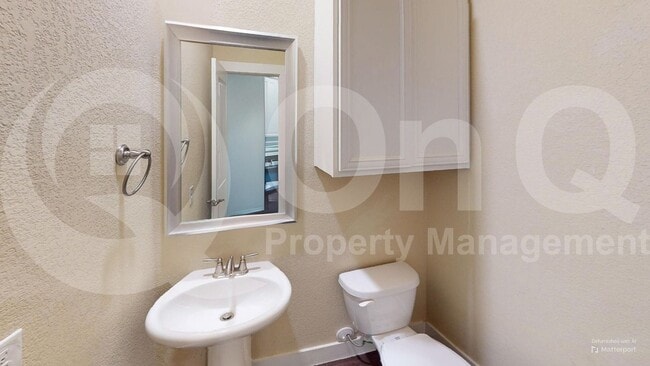 Building Photo - 2421 Magalia Ln