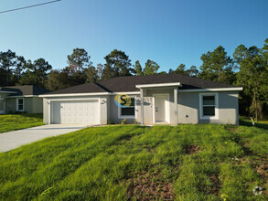 Building Photo - 8840 N Paradisea Dr