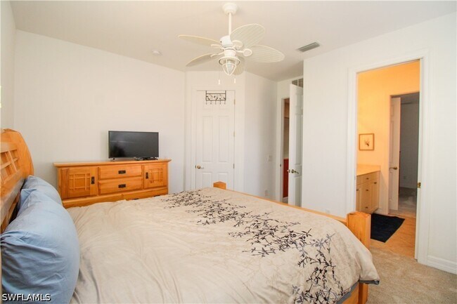 Building Photo - 28130 L Burton Fletcher Ct