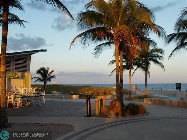 Building Photo - 133 N Pompano Beach Blvd