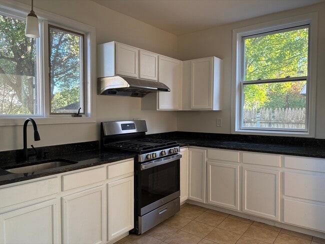 Building Photo - 57 Coburn Ave