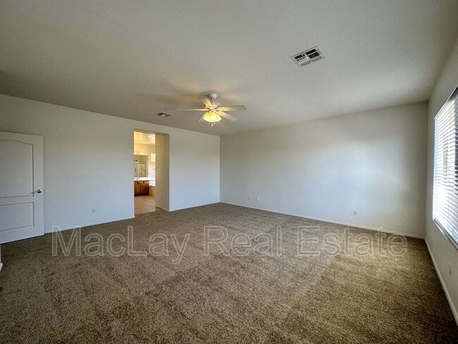 Building Photo - 7847 E Portobello Ave