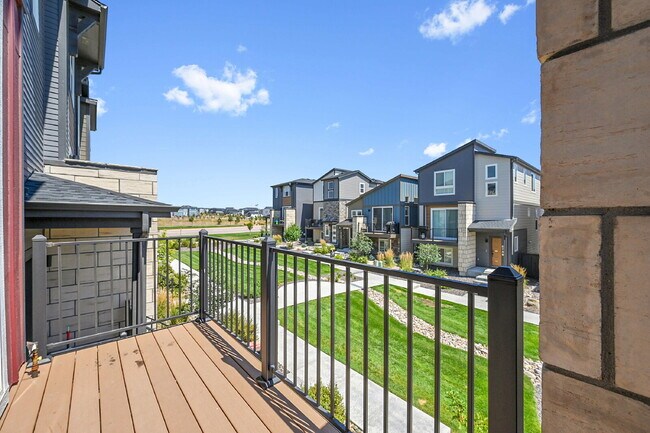Building Photo - $2,650 - 4 bed, 3.5 bath updated home in C...
