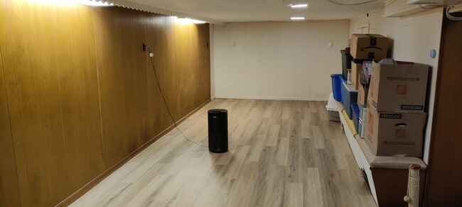 Building Photo - 26 Garden Dr