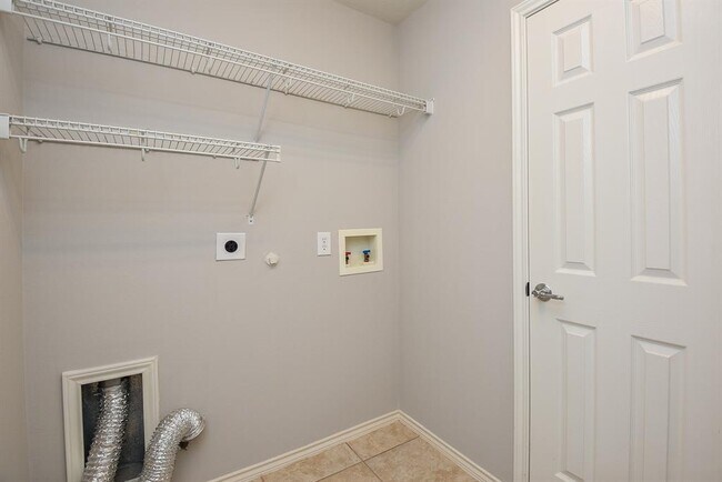 Building Photo - 7223 Toad Hollow