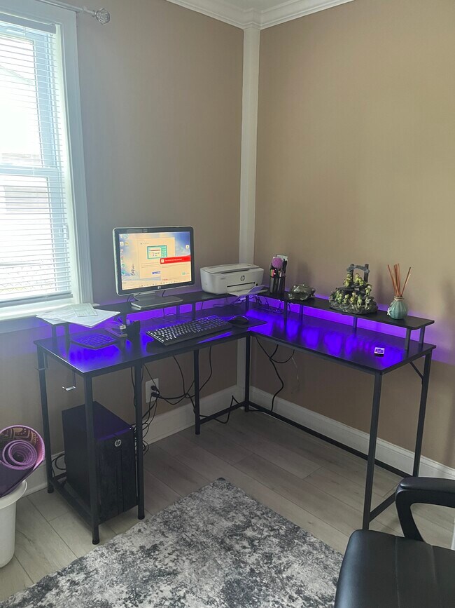 Building Photo - 1300 Wilson Point Rd