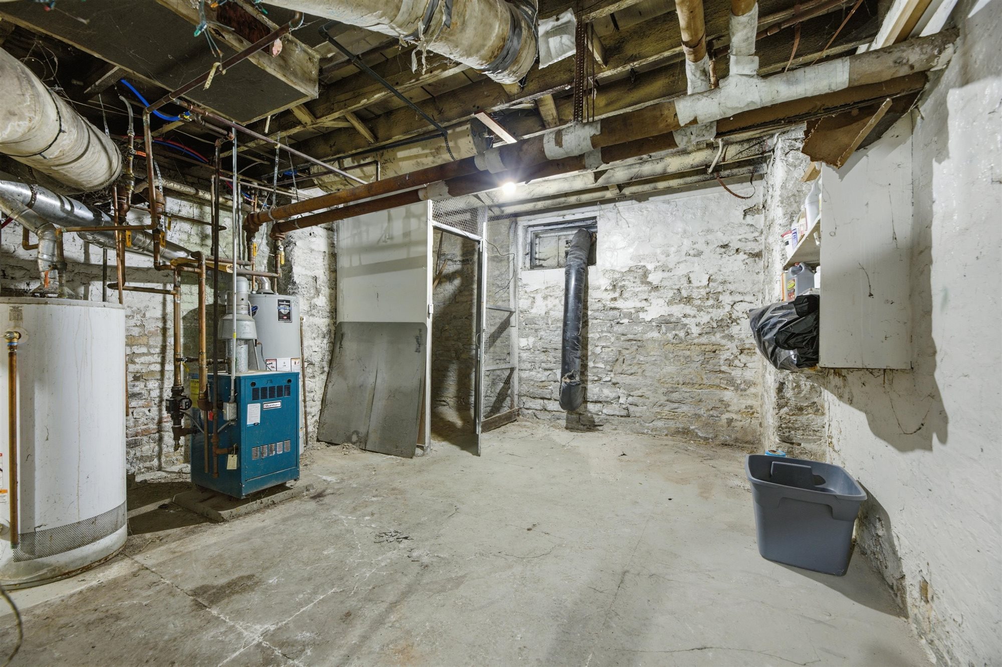 Building Photo - 514 5th Ave SE