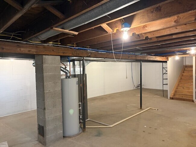 Building Photo - Coming Soon - 3 bedroom in Grand Blanc Twp. - Available furnished or unfurnished