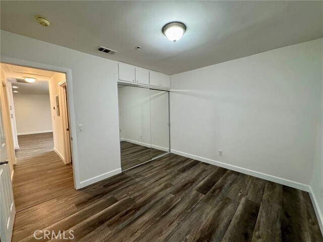 Building Photo - 12714 Vanowen St