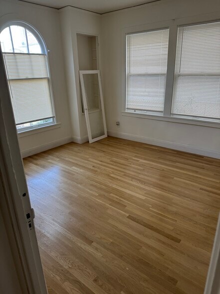 Building Photo - 1870 Fourth Ave