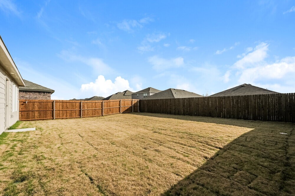 Building Photo - 1820 Javelina St