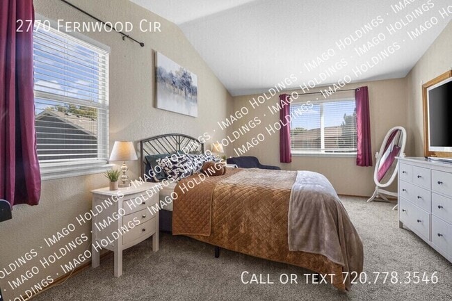 Building Photo - 2770 Fernwood Cir