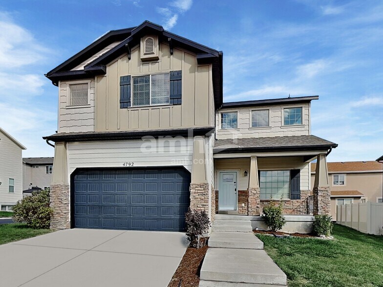 Primary Photo - 4792 Addison Ave