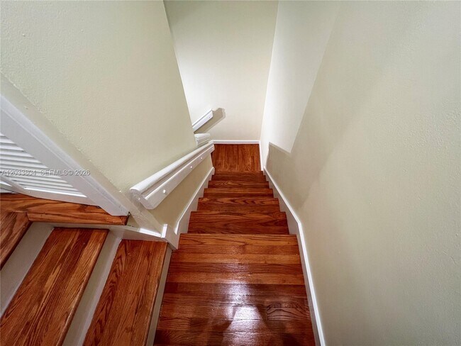 Building Photo - 20759 SW 83rd Ave