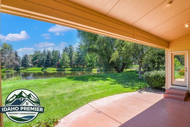 Building Photo - 418 E Trailside Dr