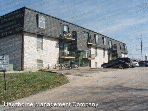 Building Photo - 3400 Balboa Ln