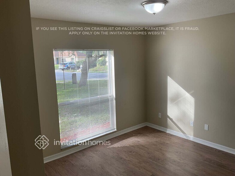 Building Photo - 3133 Blaine Cir