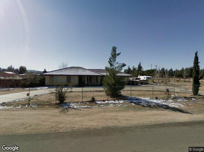 Primary Photo - 16190 Palm St