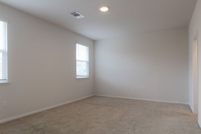 Building Photo - 182 Eagle Mountain Trl1