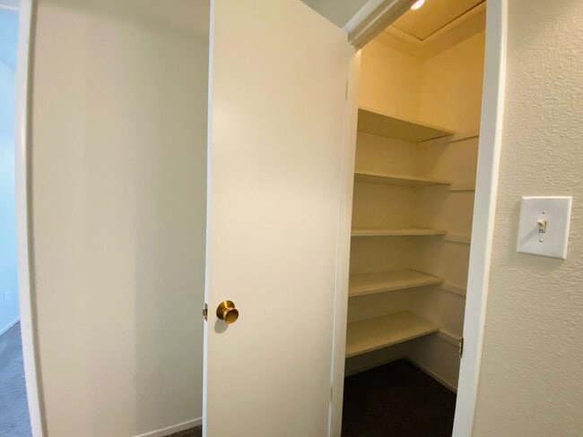 Building Photo - $2,395 Herndon & First, Spacious 4 Bedroom...