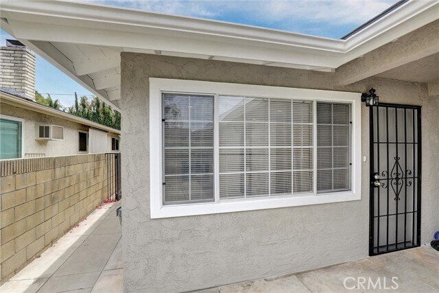 Building Photo - 404 E Glendale Dr
