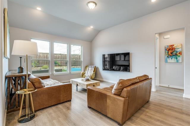 Building Photo - 4000 Starlight Creek Dr