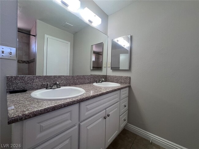 Building Photo - 3850 S Spitze Dr