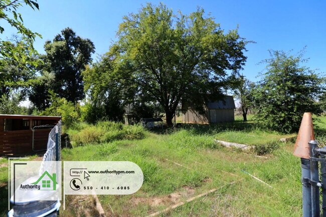 Building Photo - 4750 Pheasant Dr