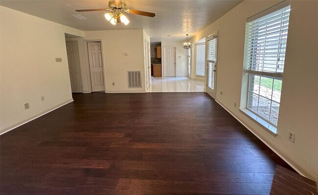 Building Photo - 50 Indian Summer Pl