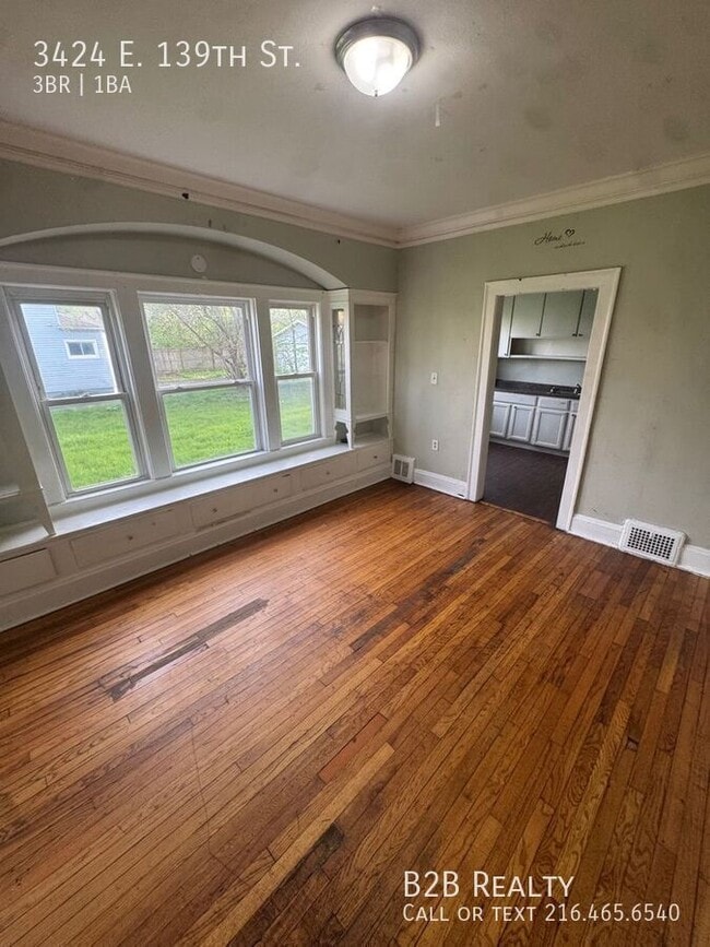 Building Photo - 3424 E 139th St