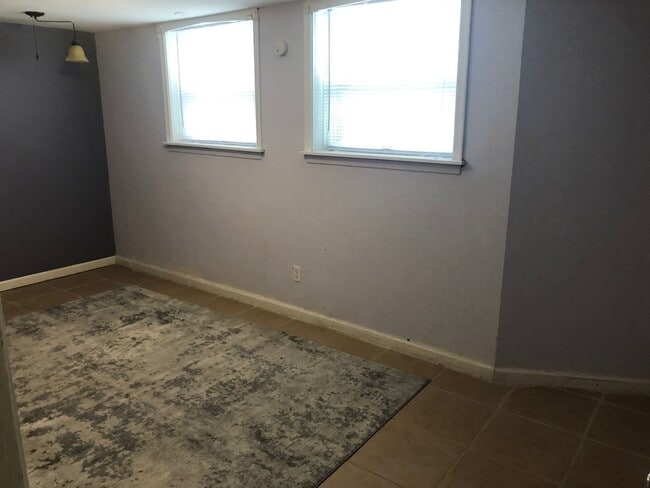 Building Photo - JUNE move in, 6BR house