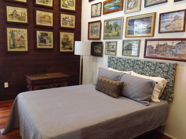 Bedroom 2 - 1221 N Tonti St