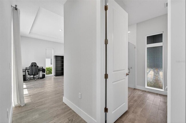 Building Photo - 5917 Cat Claw Ln