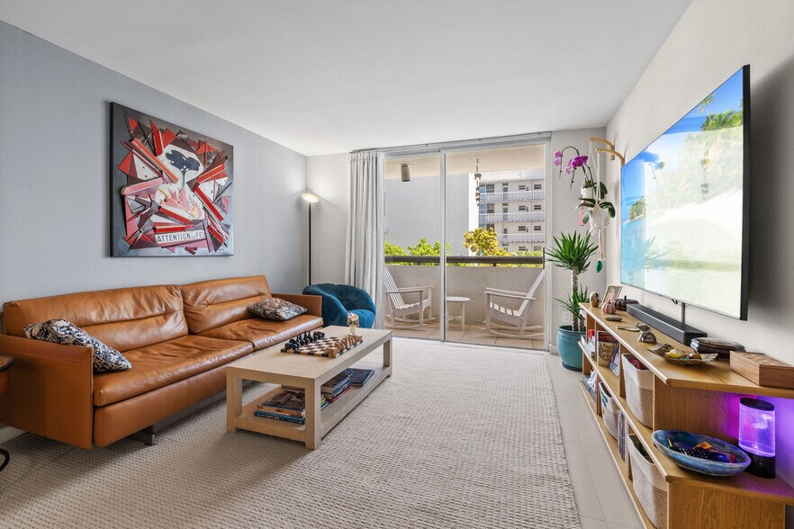 Building Photo - 1775 Washington Ave