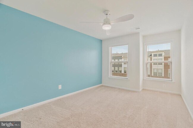 Building Photo - 42502 Dogwood Glen Square