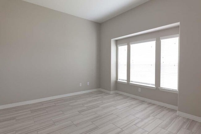 Building Photo - 22138 Grand Mist Dr