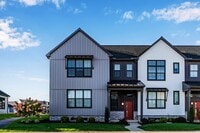 Building Photo - Stunning Single Family in Mechanicsburg