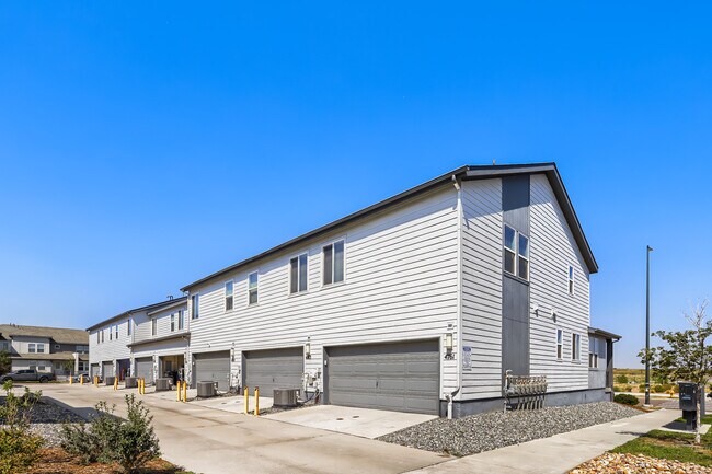Building Photo - 4761 Memphis St