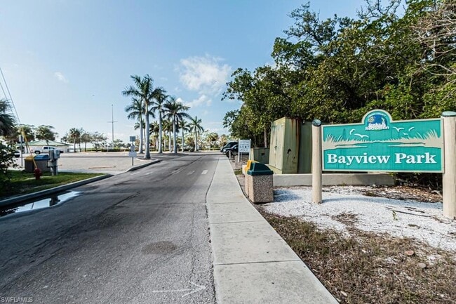 Building Photo - 1881 Danford St