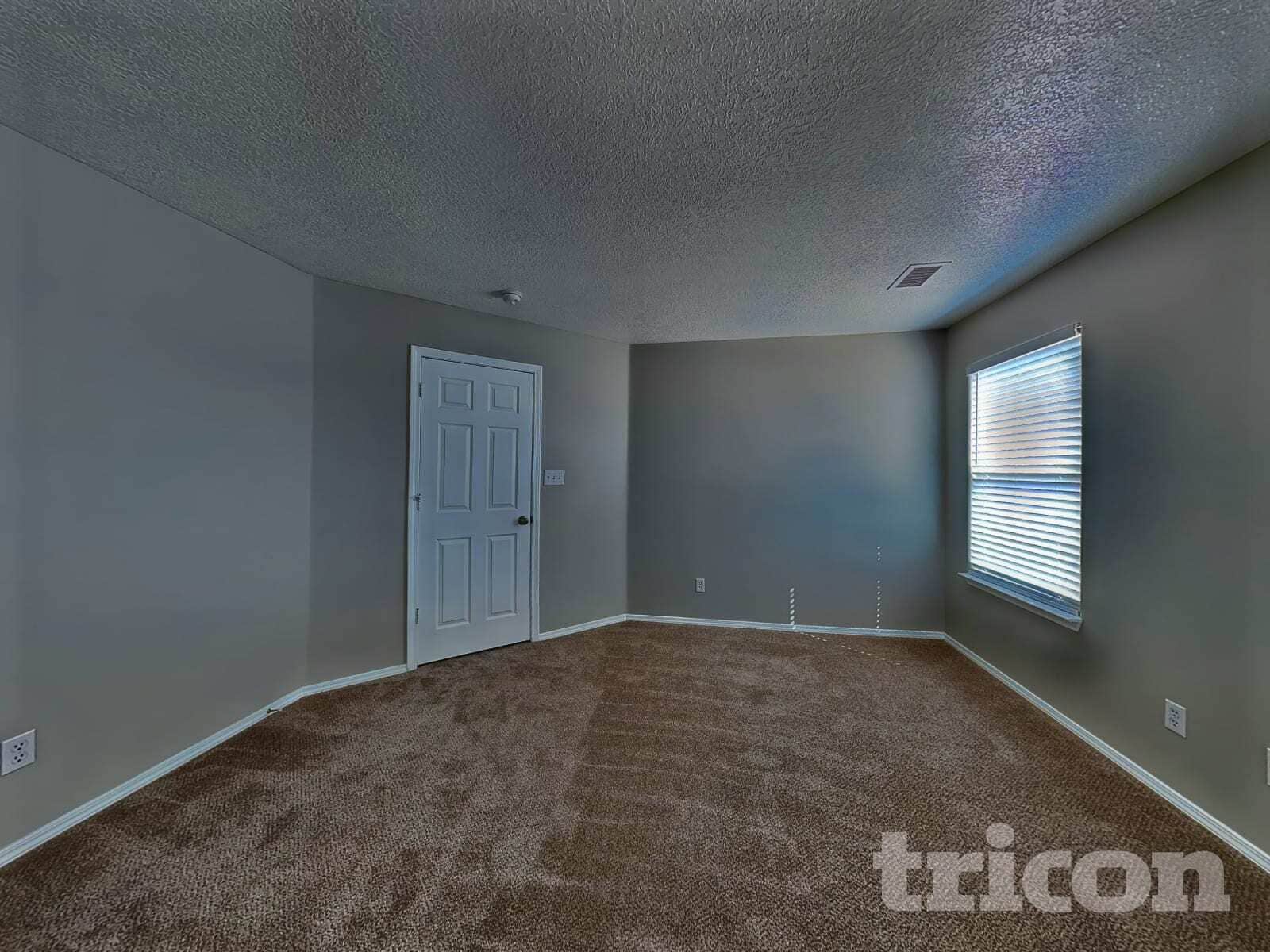 Building Photo - 5208 Clovis Ct NE