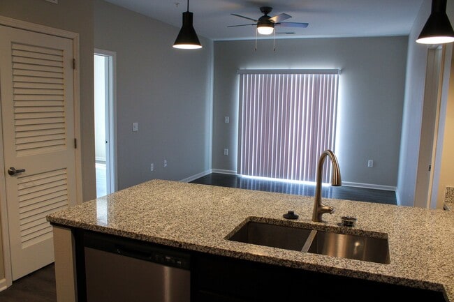 Building Photo - 3251 Redhawk St