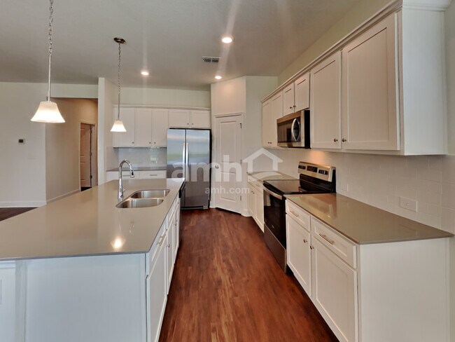 Building Photo - 33918 Thyme Drive