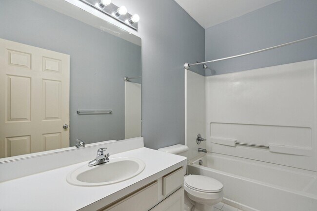 Building Photo - 1872 Cedar Valley Dr