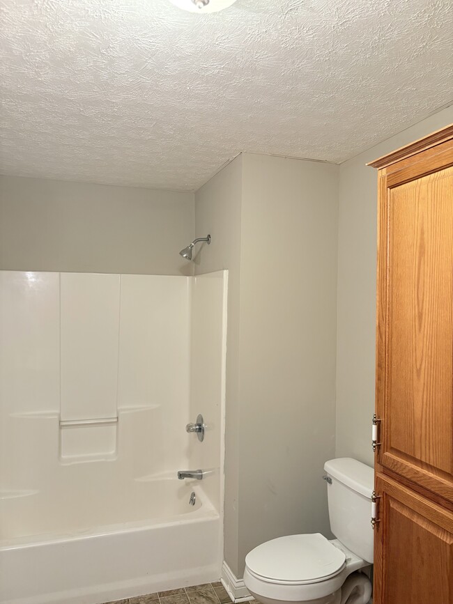 Building Photo - 101 Crandell Ct