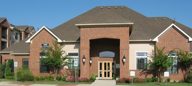 Building Photo - Post Oak East Apartments