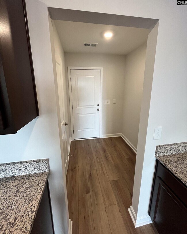Building Photo - 330 Canary Grass Ct