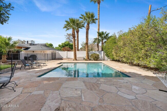 Building Photo - 5339 E Osborn Rd