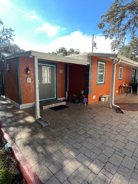 Building Photo - 3000 Clarcona Rd