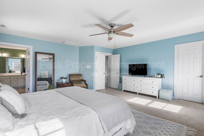 Building Photo - 9069 Brigadier Rd