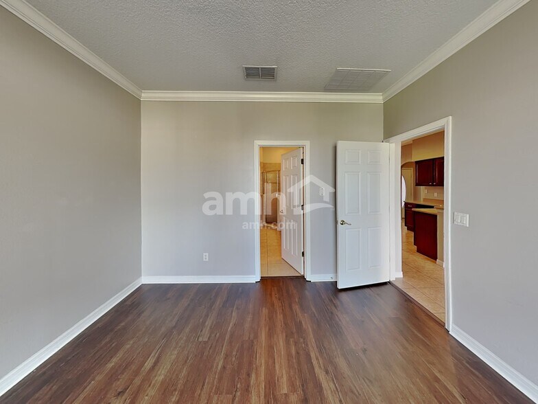 Building Photo - 14813 Braywood Trail